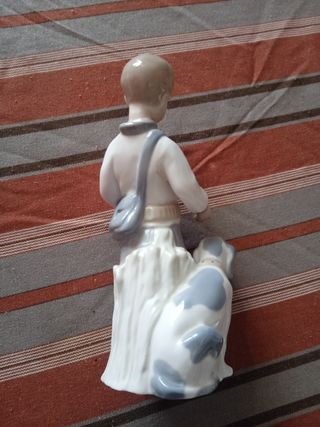 Figura porcelana tipo lladro