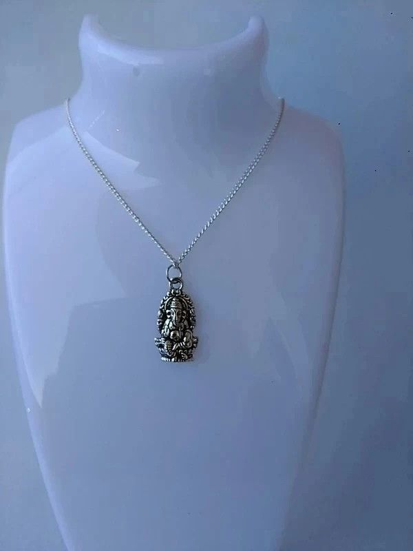Colgante Ganesha y cadena Plata India.