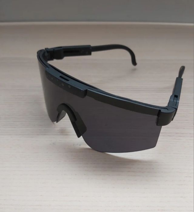 Gafas deportivas de sol polarizadas