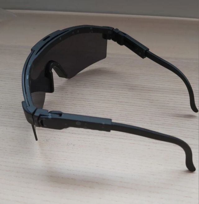 Gafas deportivas de sol polarizadas