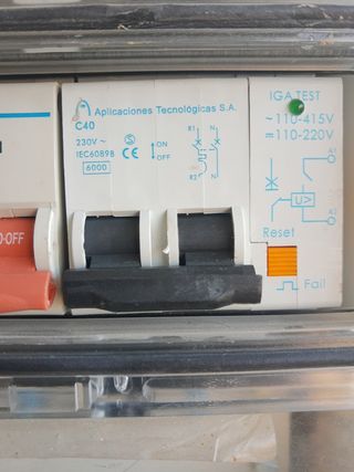 Quadre elèctric provisional obres