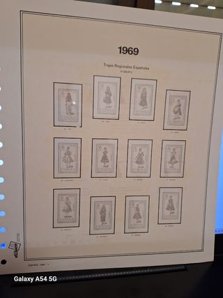 Hojas EFILCAR Trajes Regionales 1967...