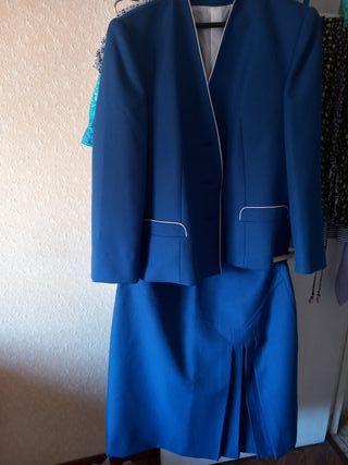 CONJUNTO TRAJE DE CHAQUE CON FALDA. TALLAS GRANDES