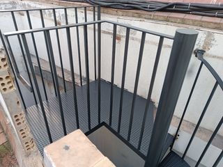 Escalera Metálica de Caracol