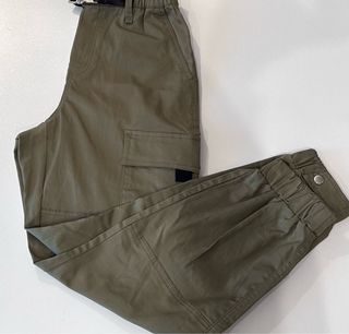 Jogger Nuevo Bershka, Pantalón Cargo verde mili