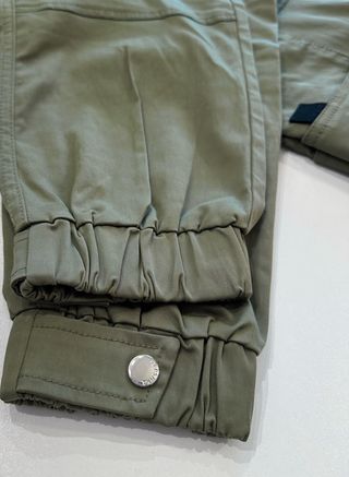 Jogger Nuevo Bershka, Pantalón Cargo verde mili