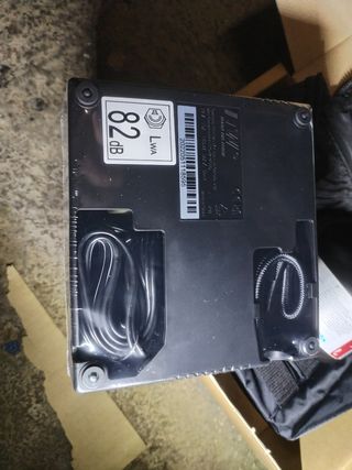 Compresor y kit anti pinchazos peugeot