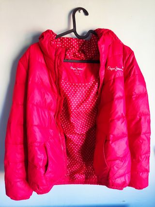 Plumífero Pepe Jeans reversible rojo y motas