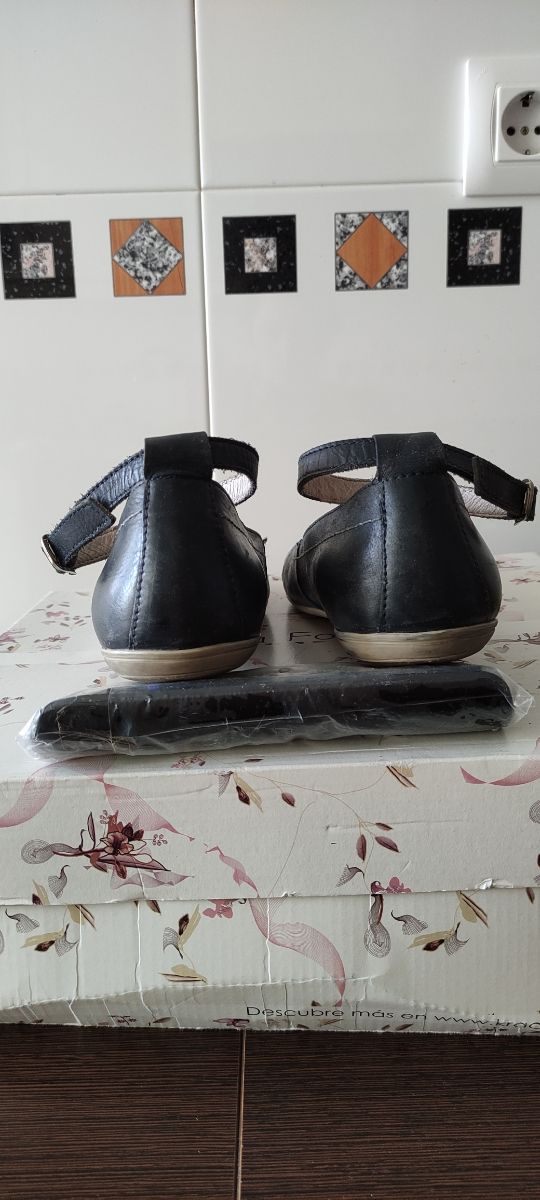 Bailarinas de piel.Piel.Plano.Manoletinas con asa.