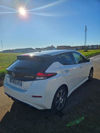 Nissan Leaf 2021