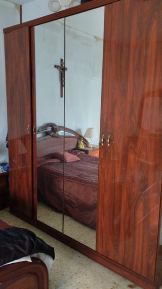 Dormitorio completo: cama articular, Comoda...