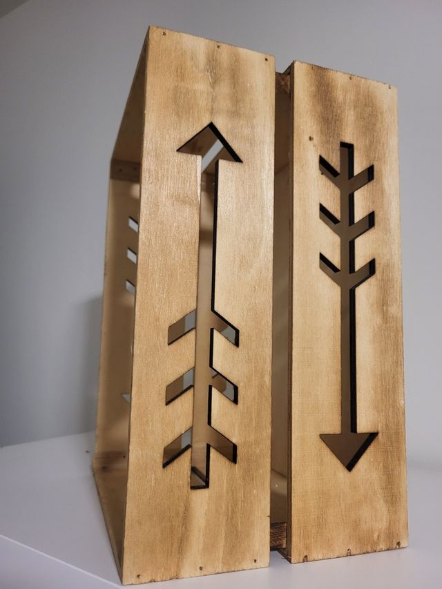 Caja de madera pequeña