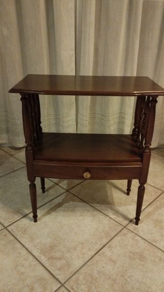 comodino con cassetto vintage