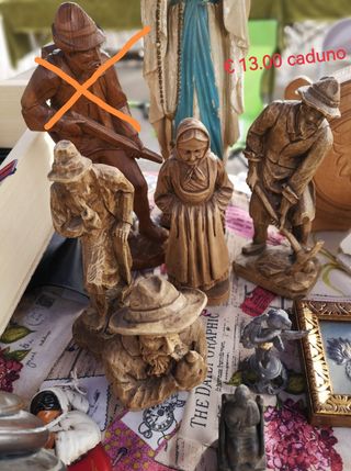 statuine in legno