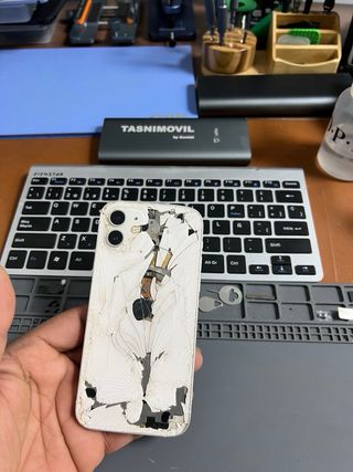 Reparación tapa trasera iphone