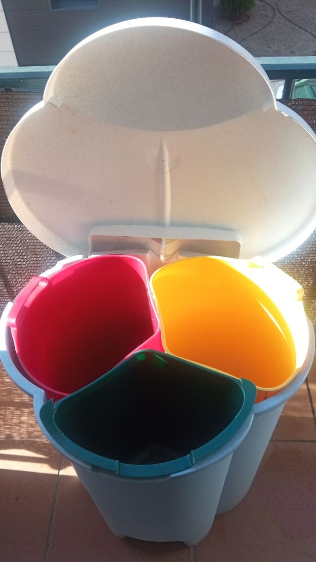 Contenedor reciclaje