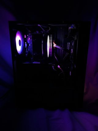 PC Gaming RGB + periféricos extra gratis 