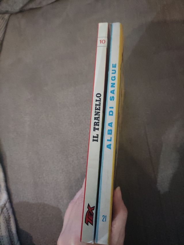 Fumetti Tex n. 21 Alba di sangue + ristampa n. 10