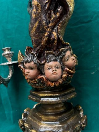 Inmaculada Concepción tallada en madera