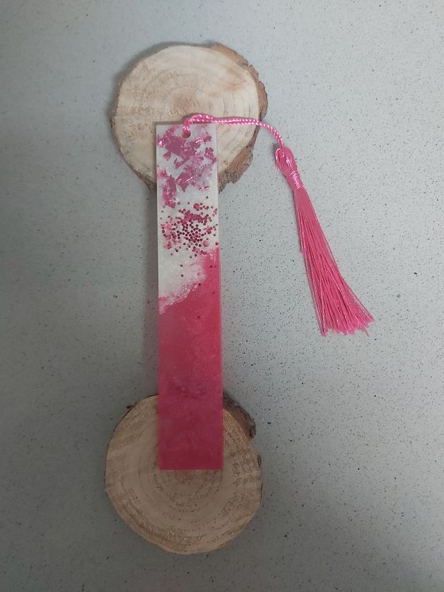 Marcapáginas resina