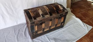 Baúl antiguo (restaurar)