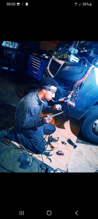 Servicio eléctrico de automóviles