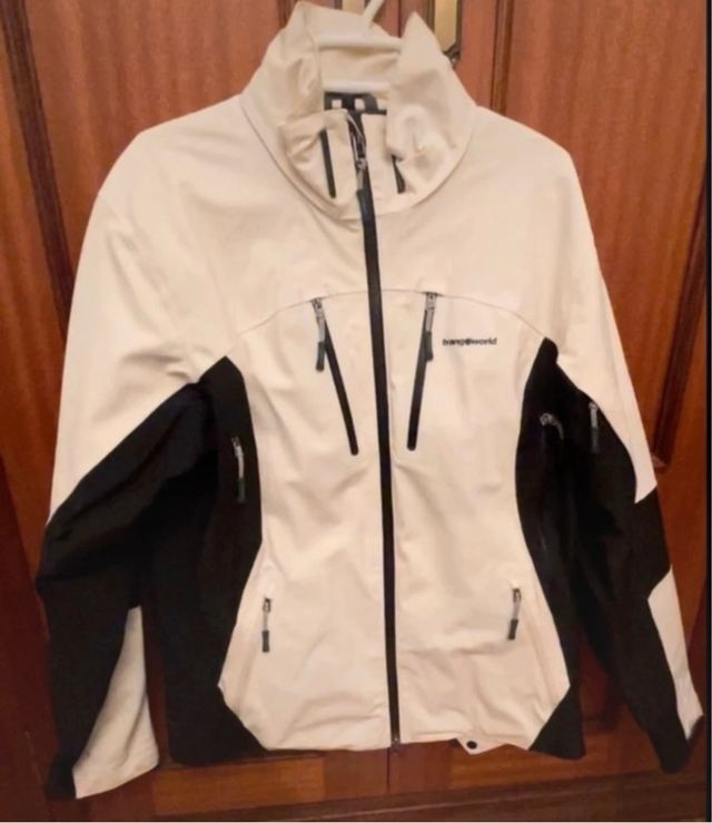 Cazadora Trangoworld Mujer