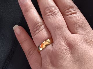 Anillos de boda de hombre y mujer 