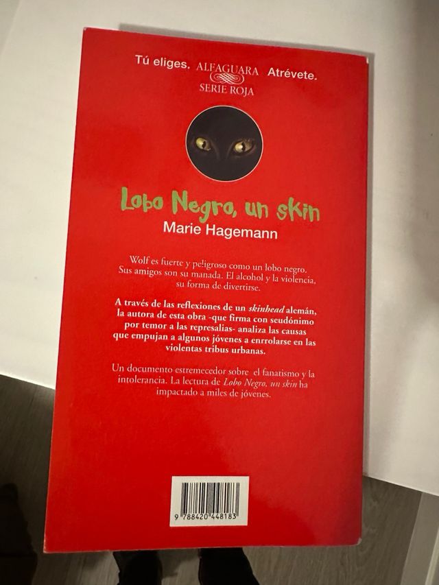 Lobo negro, un skin. libro