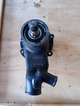 Bomba agua tractores case