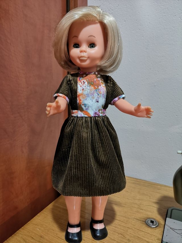 Nancy vestido de pana replica