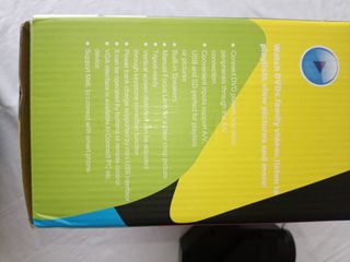 Proyector Led Unic UC30 black edition