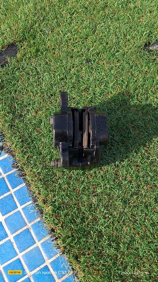 Pinza de freno trasera y bomba Piaggio x8 125