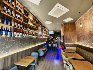 R-7046218 Traspaso Bar C1 gran Terraza en Grácia