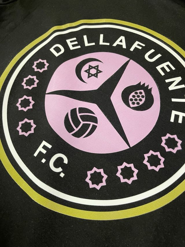 sudadera dellafuente