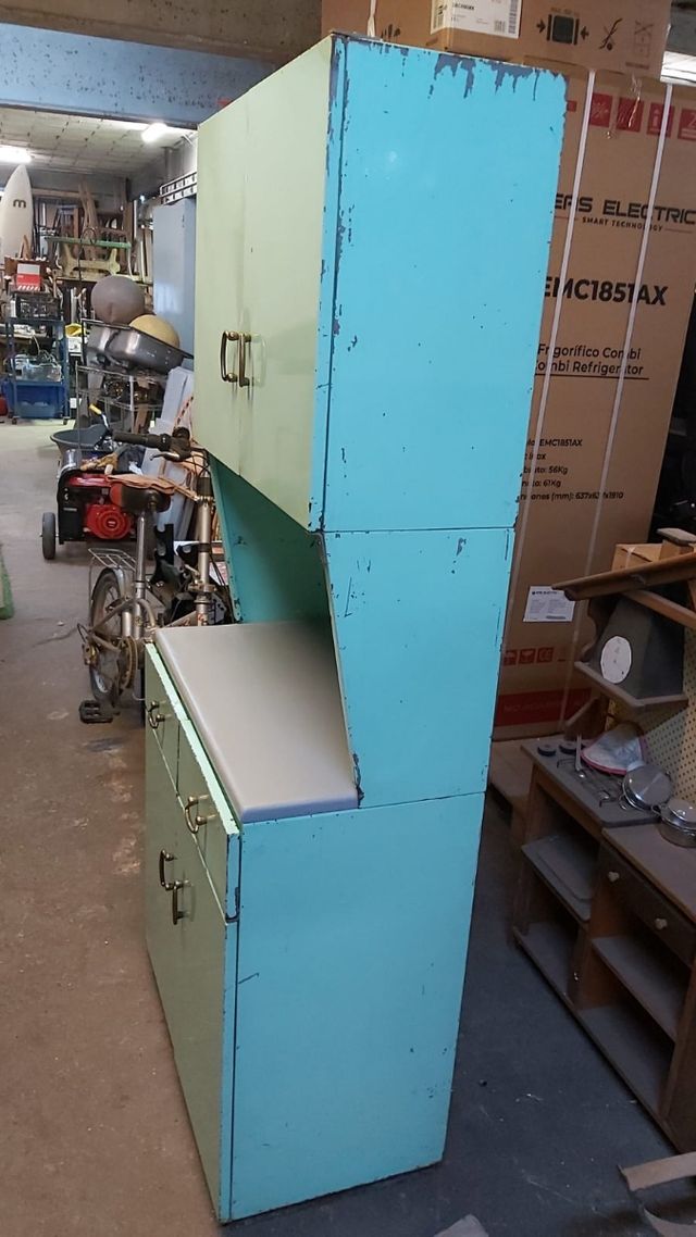 ANTIGUO ARMARIO METAL.2A OPORTUNITAT.