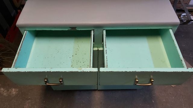 ANTIGUO ARMARIO METAL.2A OPORTUNITAT.