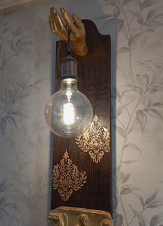 Lampara de pared 