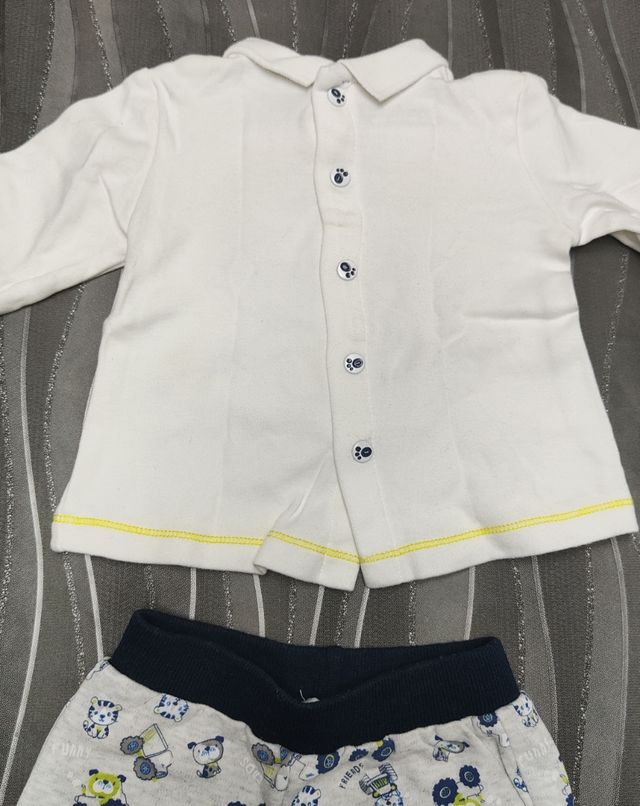 Lote N⁰16: 2 pijamas bebé manga larga