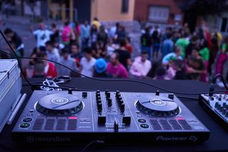 Dj y Sonido Para Bodas y eventos Toda España