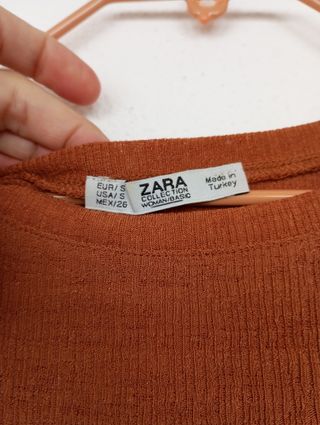 CAMISETA ANUDADA DE ZARA T.S