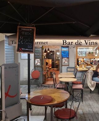 R-7046220 Traspaso Restaurante Figueres