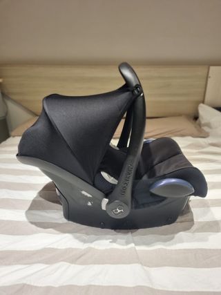 Maxicosi Cabriofix con base isofix