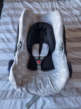 Maxicosi Cabriofix con base isofix