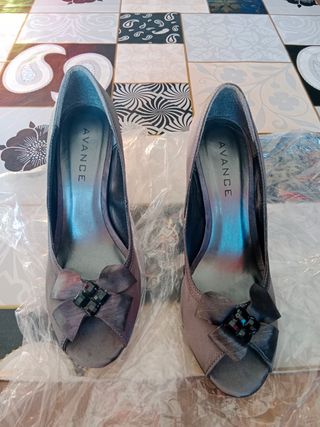 Zapatos y bolso a juego