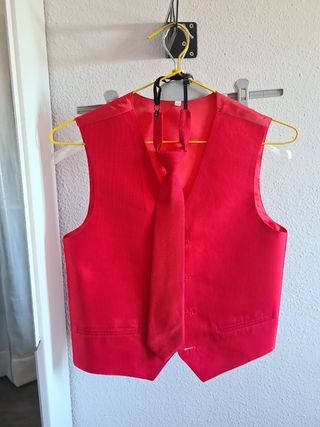 Traje de 1°Comunión de Guardia Civil de Gala 2023