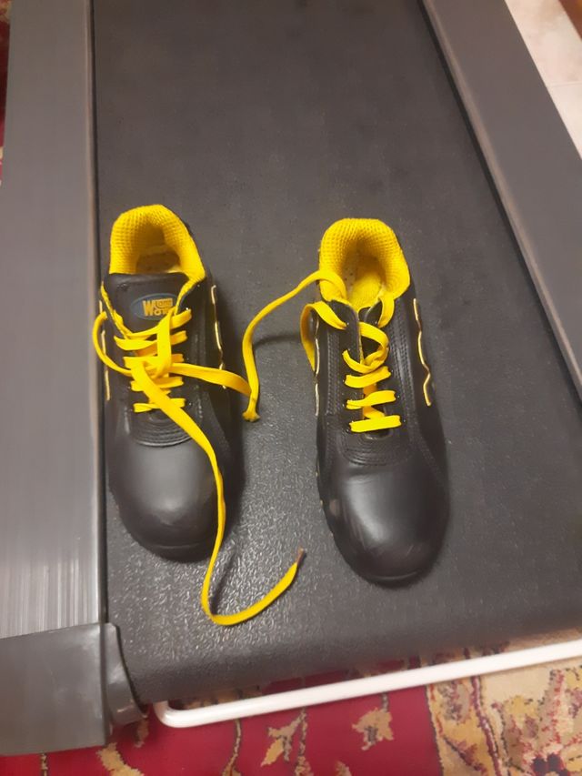 Scarpe antinfortunistiche