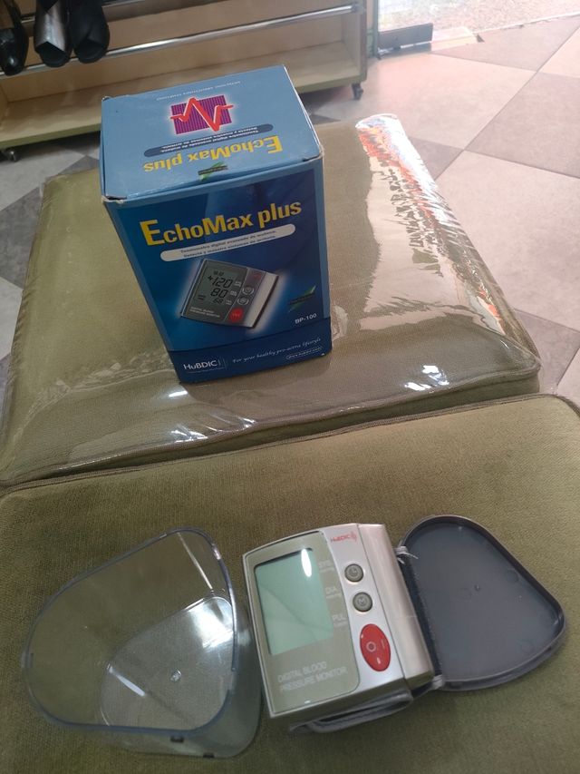 APARATO PARA TENSIÓN