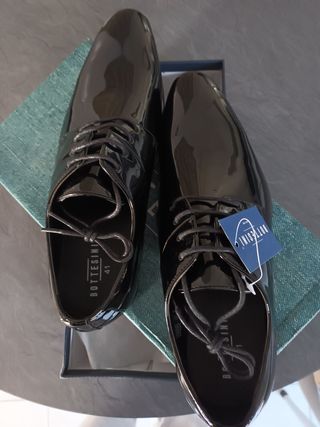 Scarpe di vernice uomo ragazzo