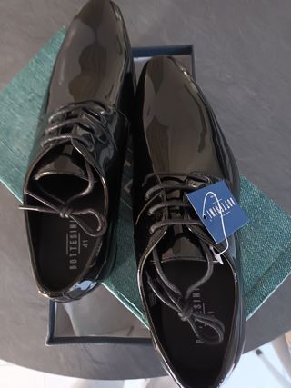 Scarpe di vernice uomo ragazzo